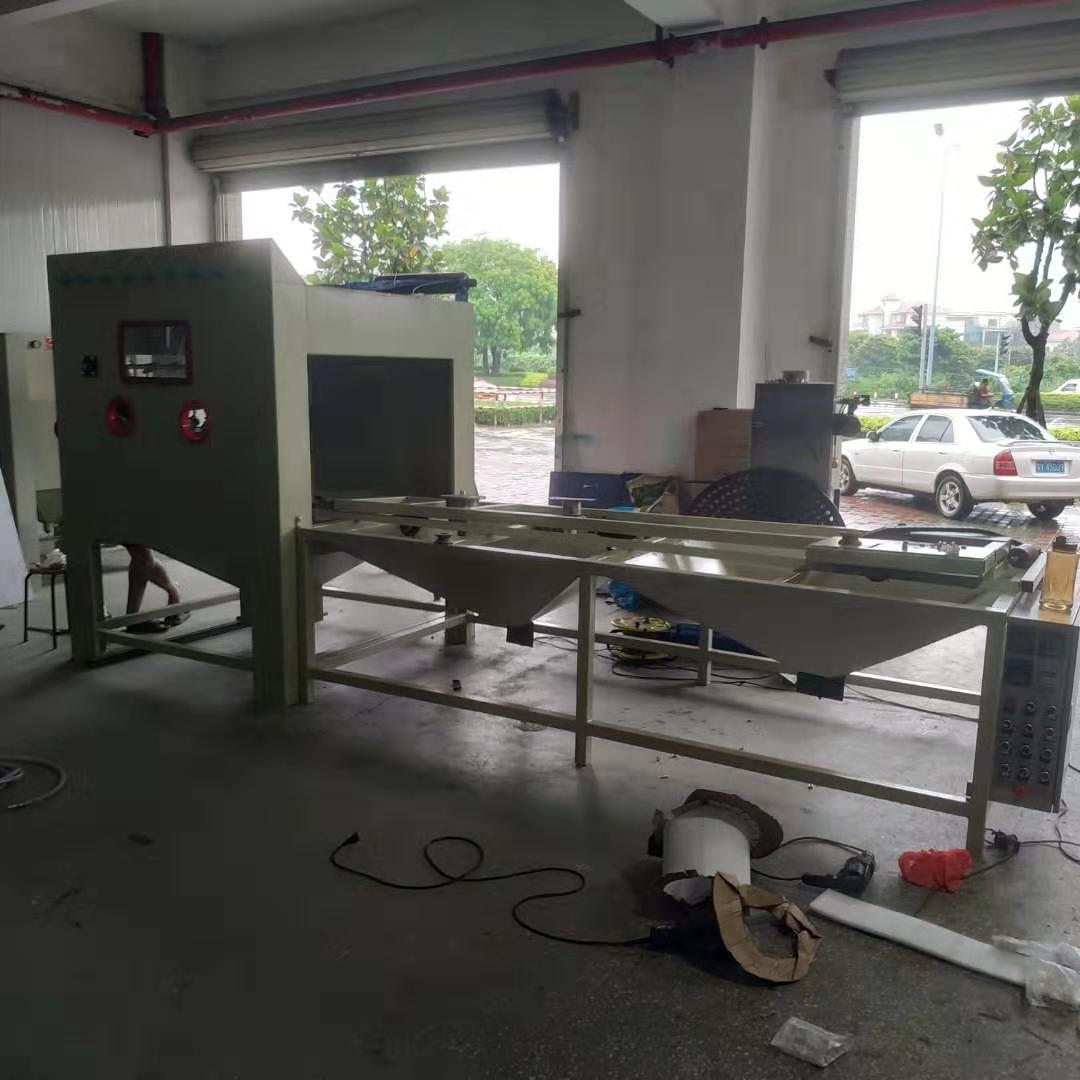 山西模具廠家表面噴砂粗糙度調(diào)整_重型單轉(zhuǎn)盤自動噴砂機